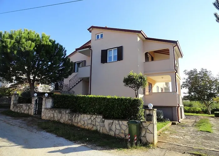 Asparagus ロヴィンスコ・セロ