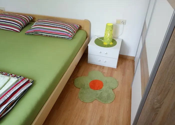 アパート Asparagus ロヴィンスコ・セロ